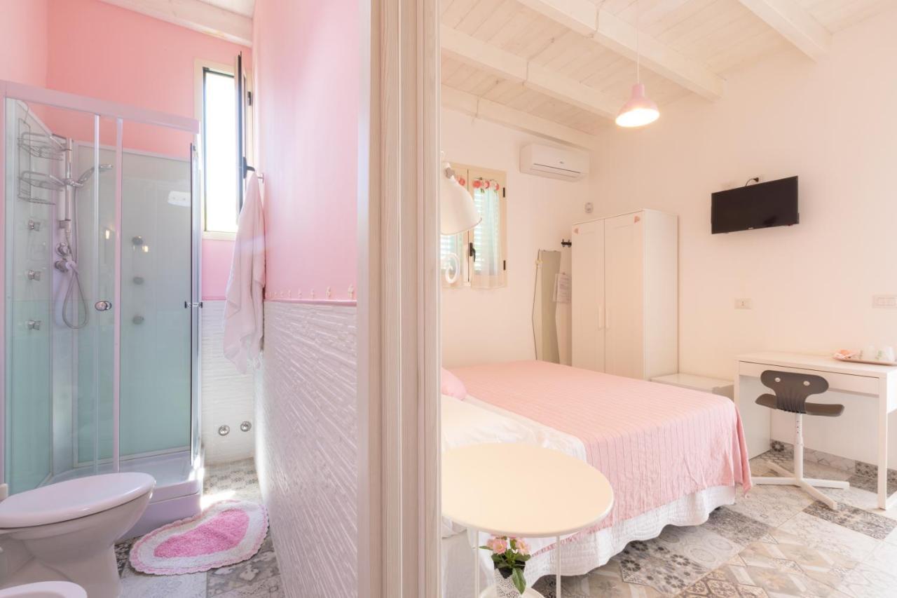 B&B L'Isola Che Non C'E Torre San Giovanni Ugento Εξωτερικό φωτογραφία
